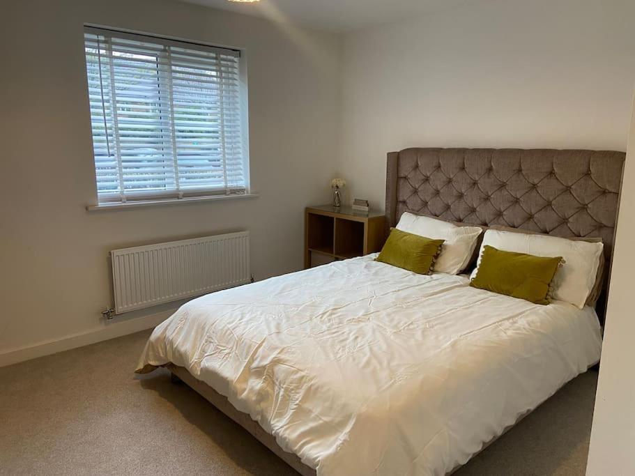 2 Bedroom Private Spacious Apartment In West Midlands Birmingham Extérieur photo