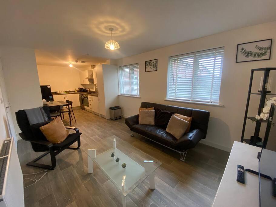 2 Bedroom Private Spacious Apartment In West Midlands Birmingham Extérieur photo