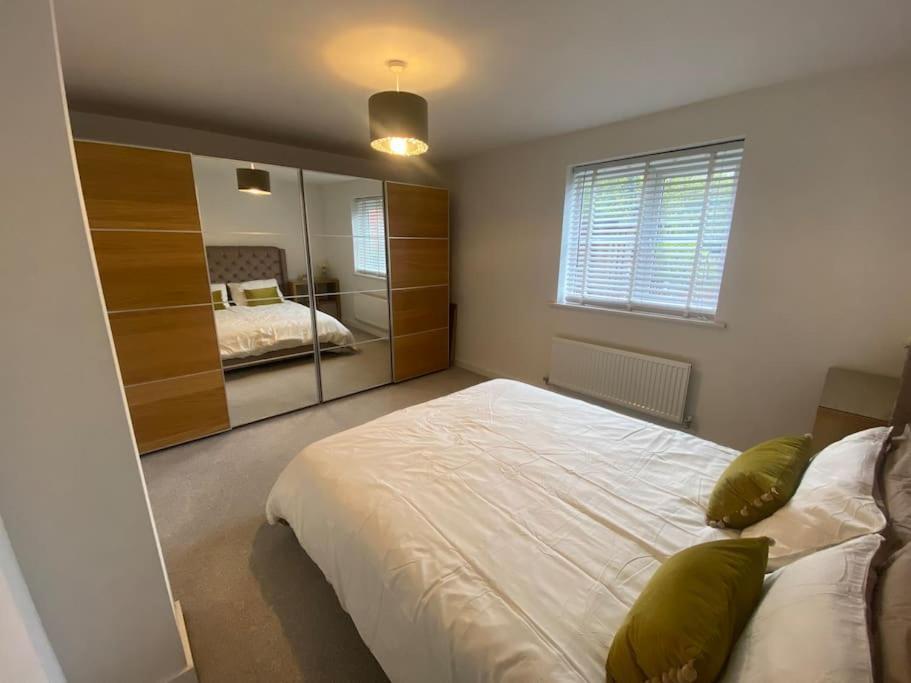 2 Bedroom Private Spacious Apartment In West Midlands Birmingham Extérieur photo